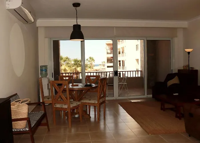 The Spacious Sea & Golf Retreat Apartamento *